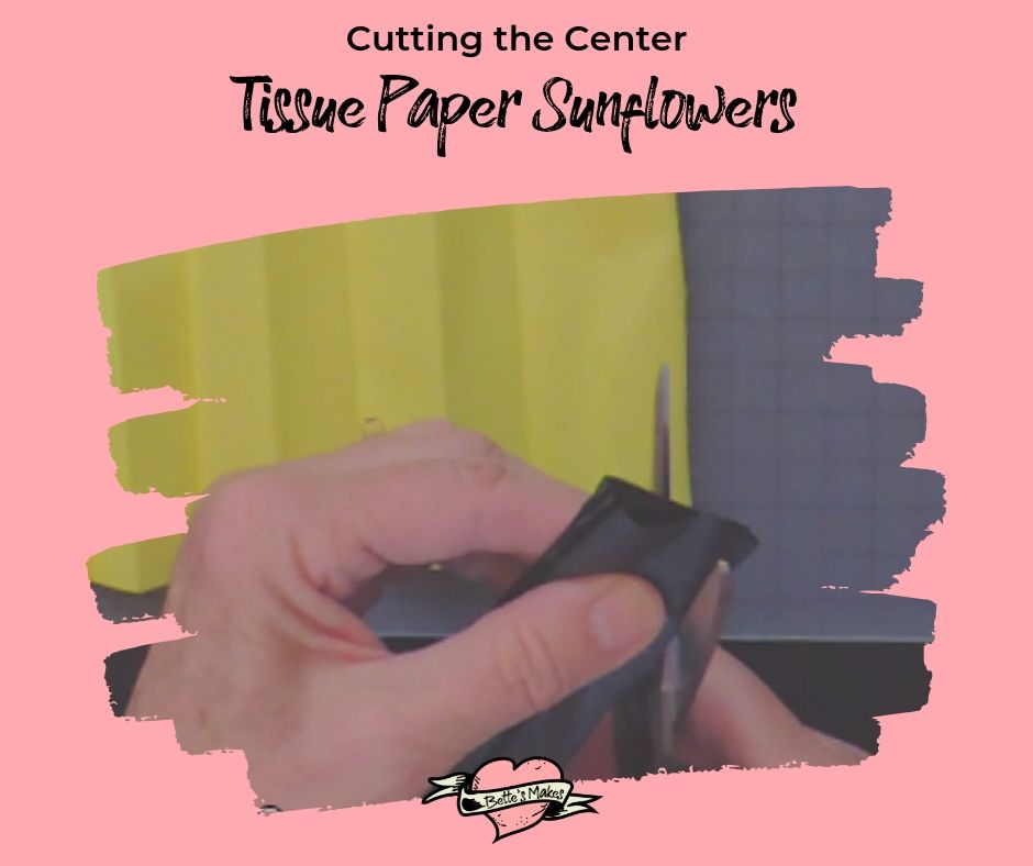 Cutting center of the sunflower - bettesmakes.com